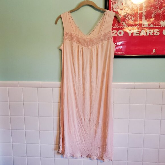 Vintage 80s Pastel Pink Lace Trim V Neck Knee Length Babydoll Night Gown - Picture 2 of 10